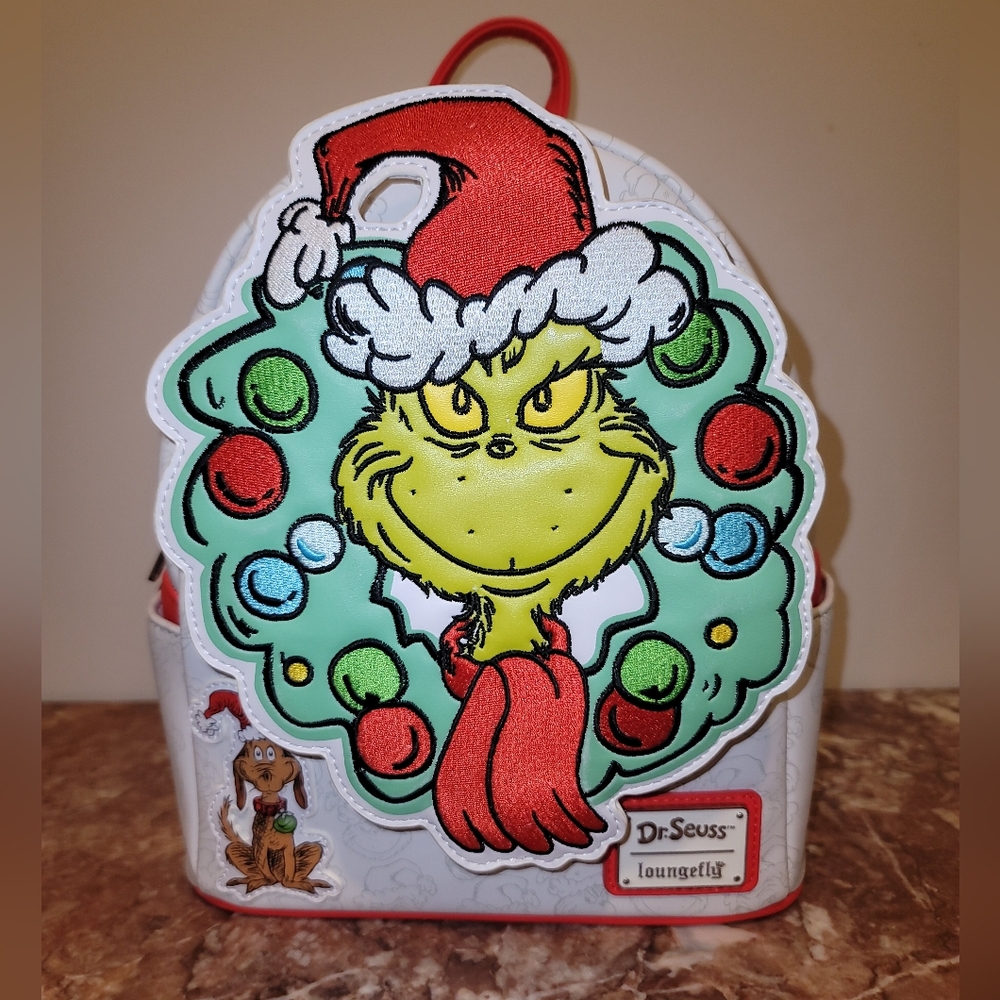NWT Loungefly Dr Seuss The Grinch Christmas Wreath Mini Backpack